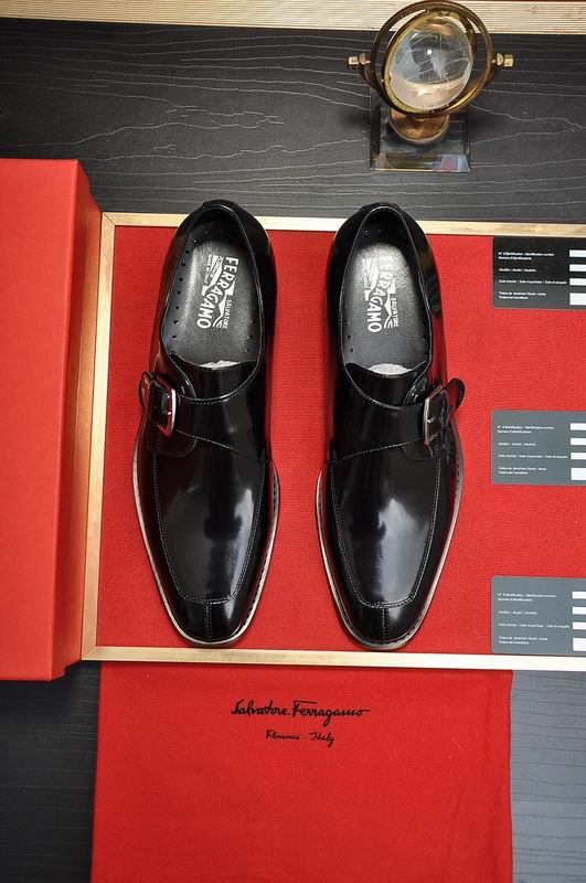 Ferragamo sz38-45 hnq0119